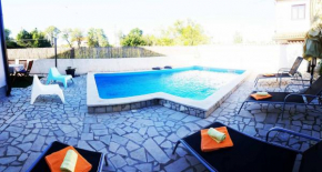 Guest House Ilic  Лoбoрикa